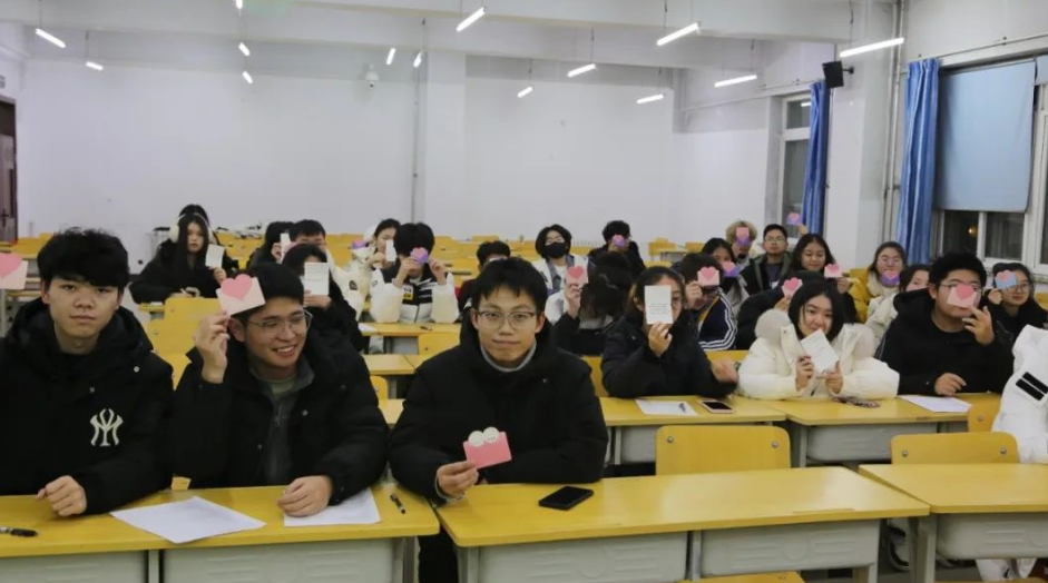 屏幕截图 2024-12-15 134712.png