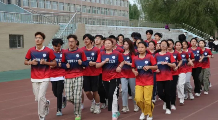 屏幕截图 2025-05-26 213228.png