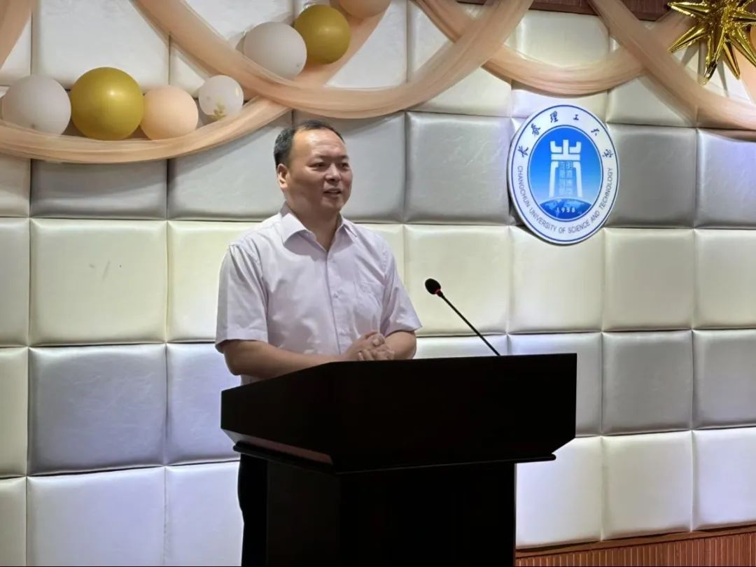 学术3.jpg