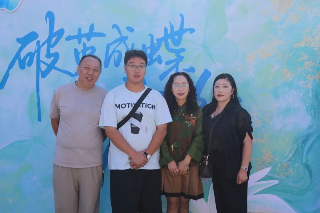 c2c528efe33bf446ea108fc2324a2a8a.jpg